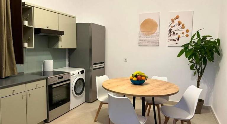 Apartment with terrace — photo 3