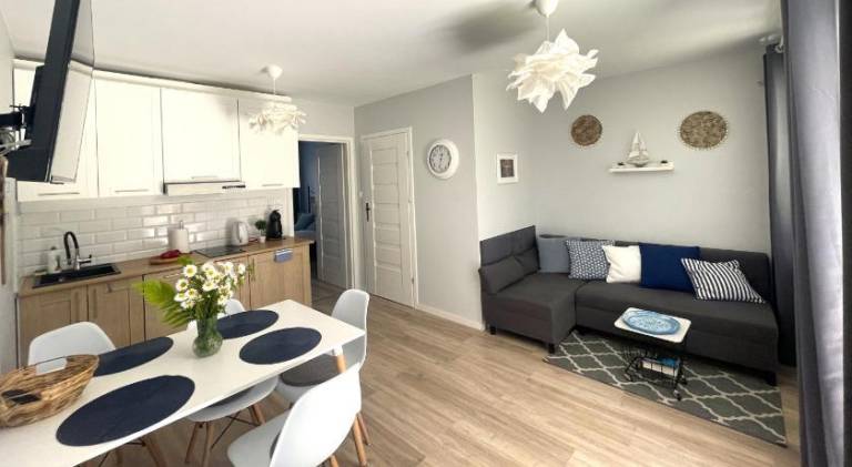 Holiday apartment with terrace & garden | Next to the beach | Pet-friendly — photo 3