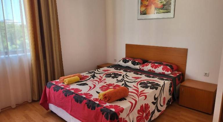 Charming rental apartment with jacuzzi & pool | Close to the beach | Dogs allowed in Sunny beach