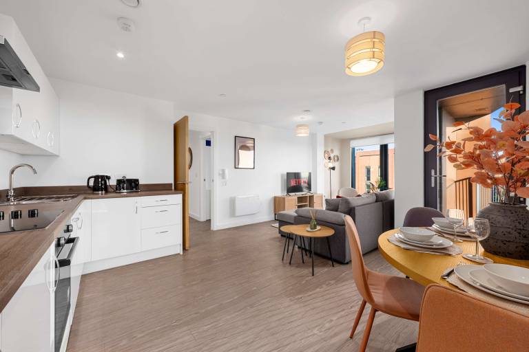 Child-friendly holiday apartment | Close to Museum of Science and Industry | Suitable for remote work | Pets are welcome — photo 4