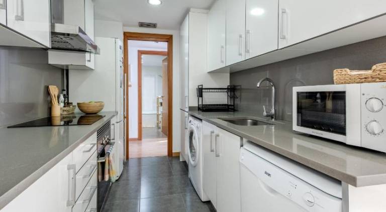 Fully equipped beautiful apartment | Beach nearby | Suitable for remote work | Dogs allowed — photo 3