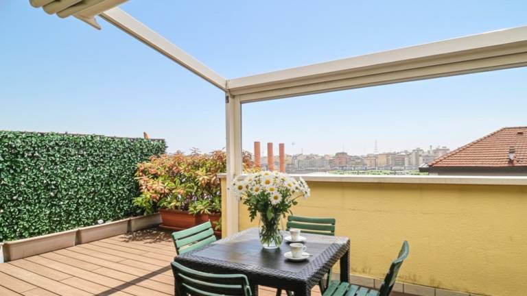 Holiday apartment with patio — photo 5