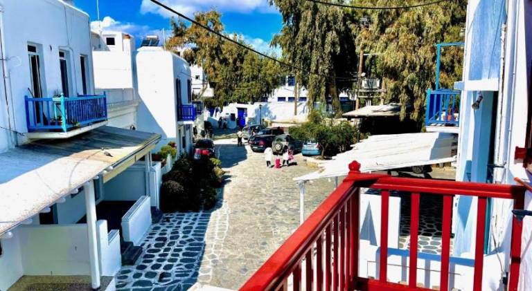 Beautiful holiday apartment with terrace | Beach nearby | Pets are welcome in Mykonos