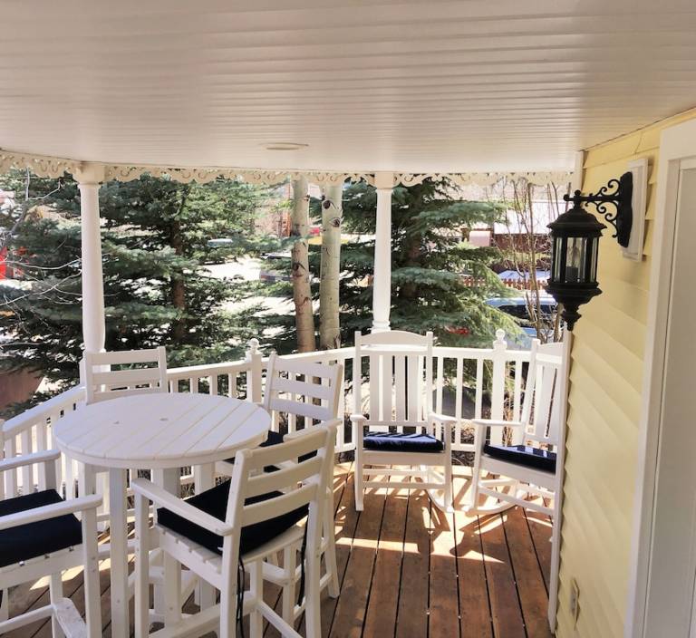 House  Creede