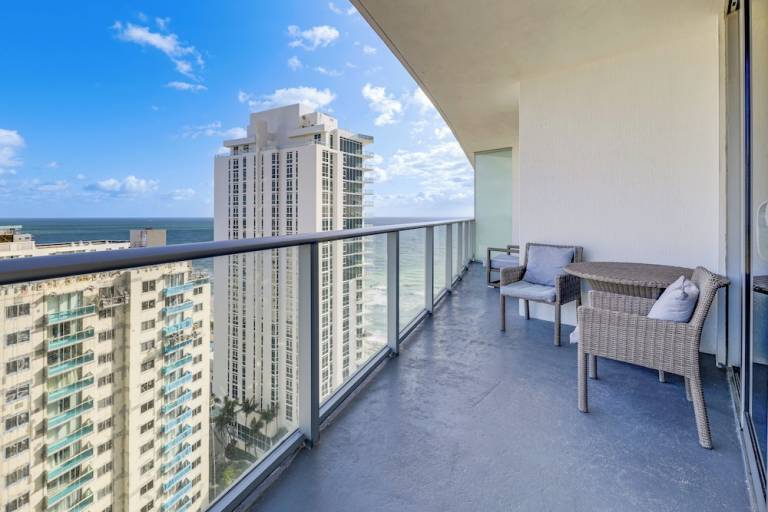 Apartment Aventura