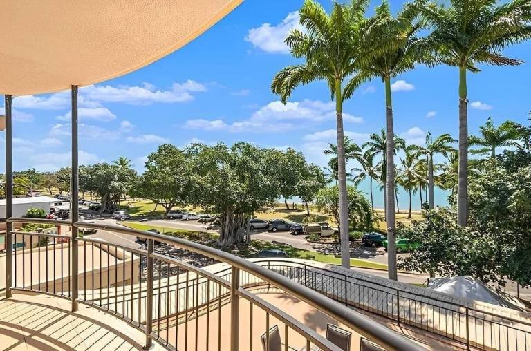 Apartment Townsville City