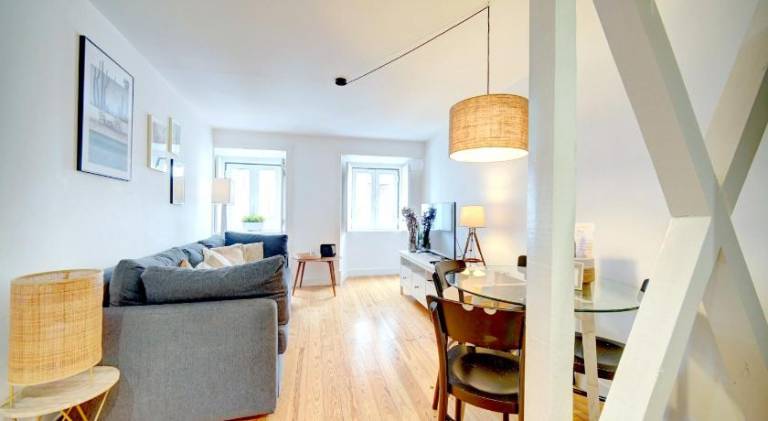 Fully equipped lovely apartment | Close to Time Out Market Lisboa | Pets are welcome in Lisbon