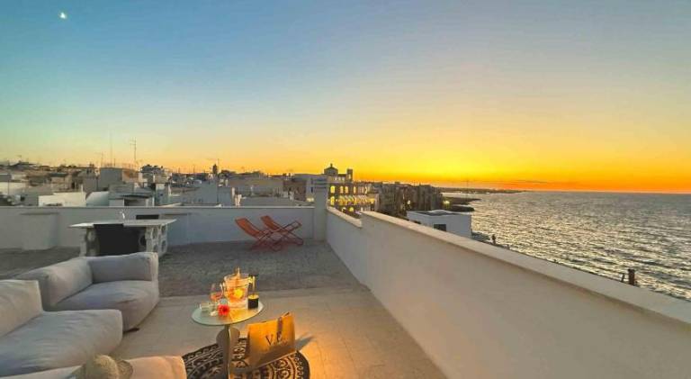 Apartment with patio in Polignano a Mare