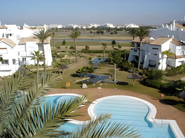 Nice rental apartment with pool, yard & patio | Pet-friendly in Rota
