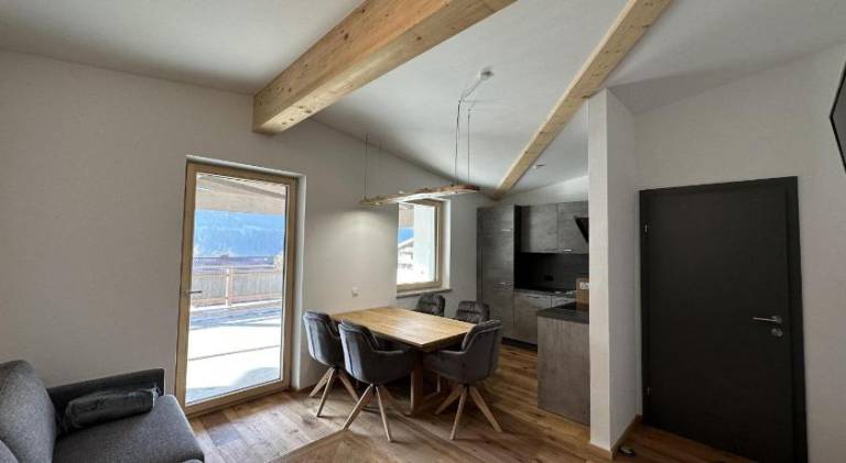 Apartment with garden — photo 2