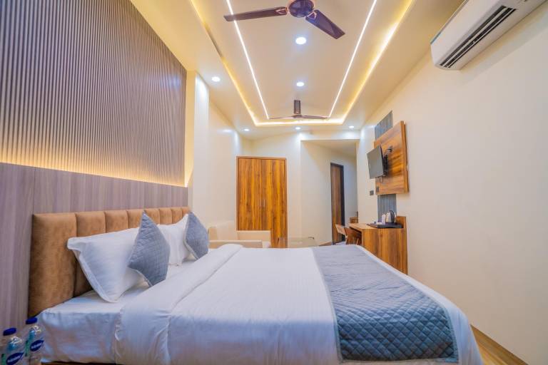 Hotel De Grand Dwarka Jaipur