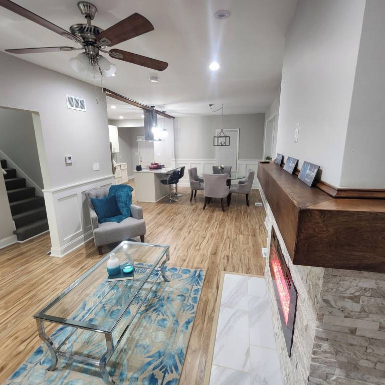 House Midtown - Westport