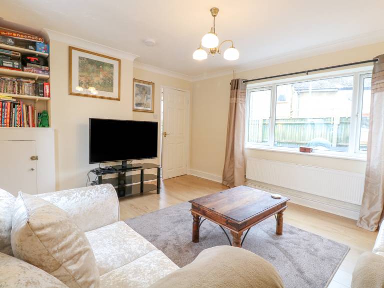 Cottage with garden | Beach view — photo 3