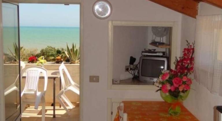 Holiday apartment with 2 rooms for 3 persons — photo 3