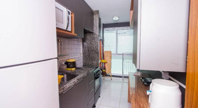 Apartment with pool — photo 5