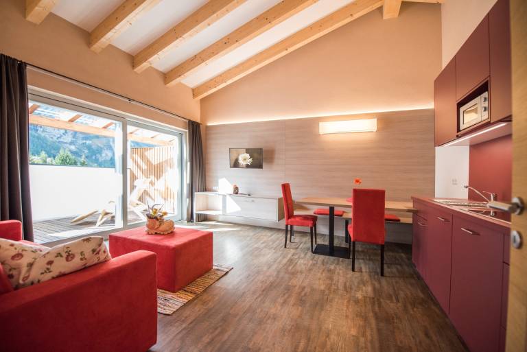 Child-friendly wonderful rental apartment with patio, garden & fast internet | Mountain view | Ski nearby | Suitable for remote work | Pet-friendly — photo 5