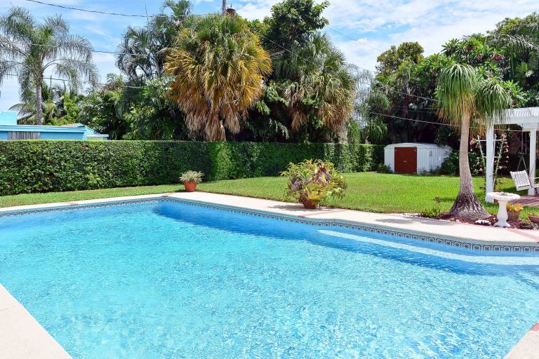 House West Palm Beach