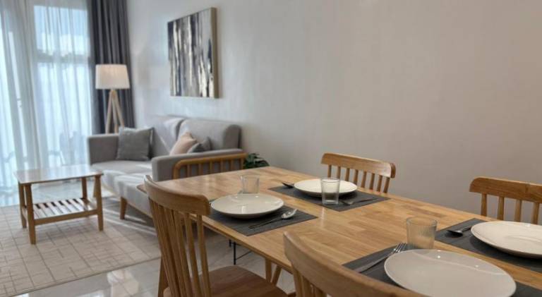 Apartment with garden, terrace & private pool in Makati