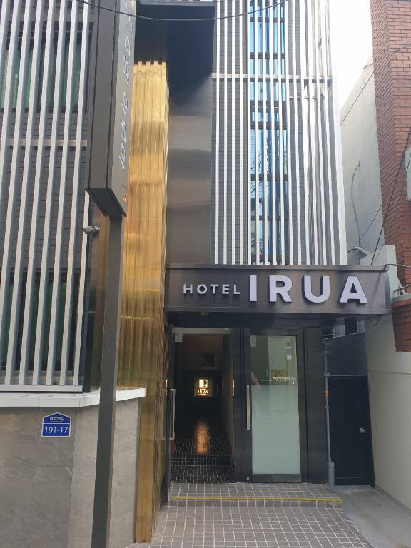 Hotel Irua