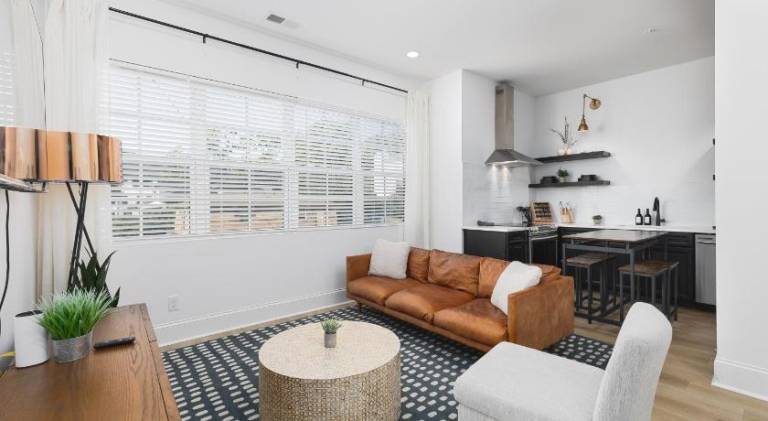 Condo with Free Parking, 3 mi Downtown & Stadium, by Coffee in Nashville, TN