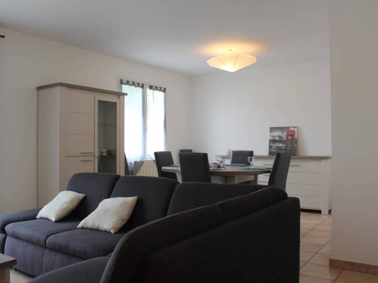 House with 2 rooms for 6 persons — photo 4