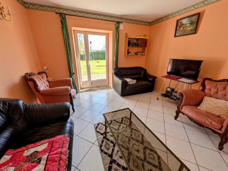 Charming Country Cottage with Garden in Haute-Saône — photo 3
