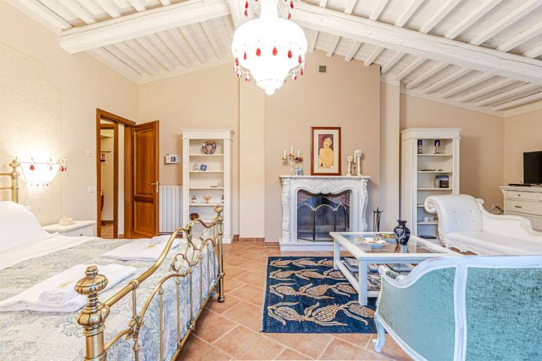 Fully equipped villa with yard, terrace & barbeque | City view | Pet-friendly — photo 5