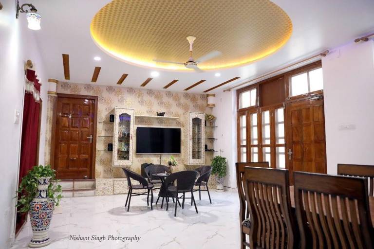Holiday apartment with patio & yard | Perfect for remote work in Varanasi