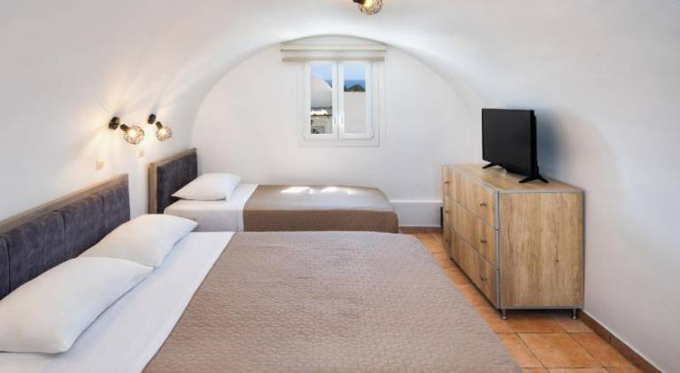 Apartment with 1 room for 3 persons in Santorini