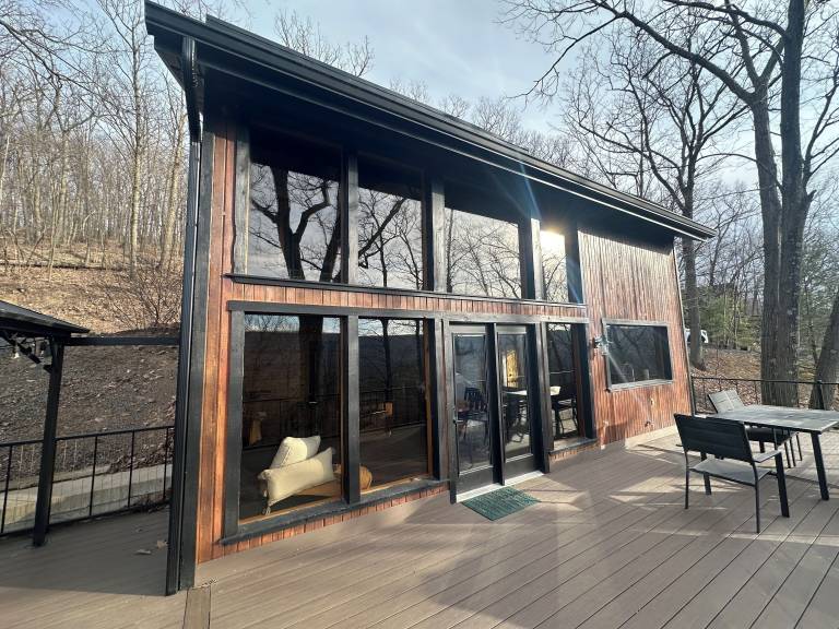 Cabin  Entriken