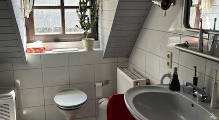 Doppelzimmer mit Gemeinschaftsbad in Nurnberg Fischbach — photo 2
