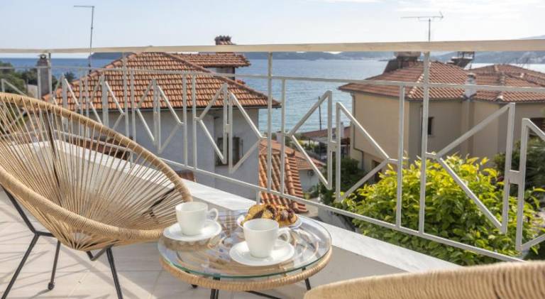 Fully equipped charming villa with hot tub, yard & barbecue | Next to the beach | Pets are welcome — photo 4
