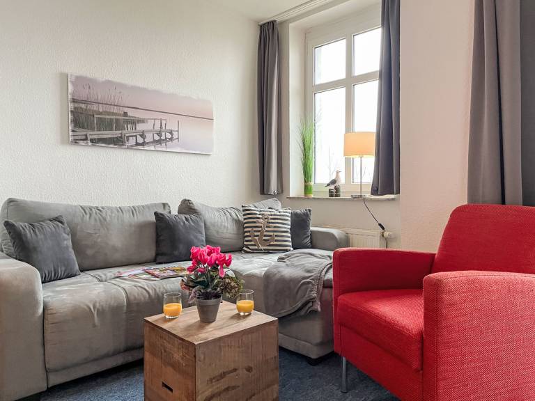 Family-oriented lovely holiday apartment with sauna, BBQ & garden | Sea view | Close to the beach | Pet-friendly — photo 3