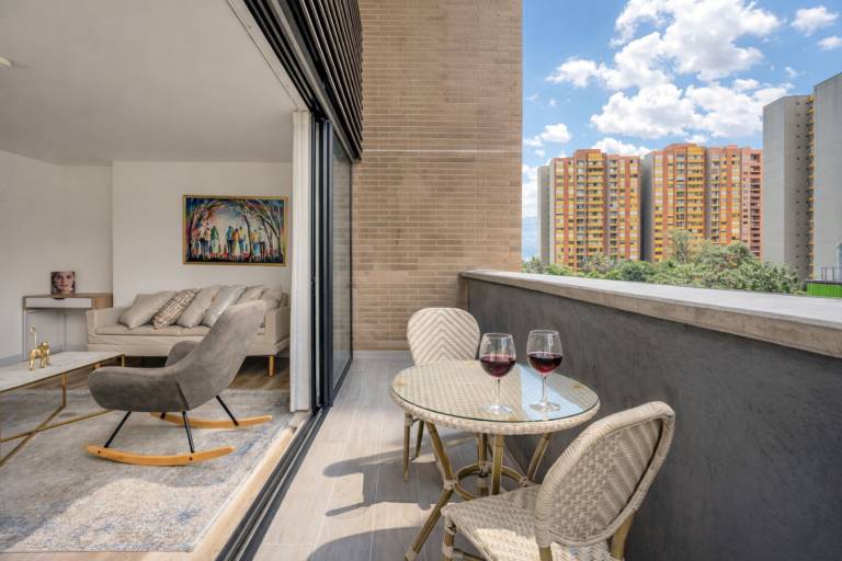 Go Living & Suites 506