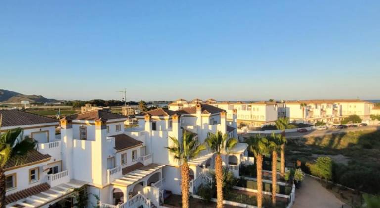 Holiday apartment with pool — photo 4