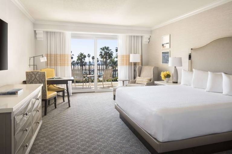 Resort Huntington Beach