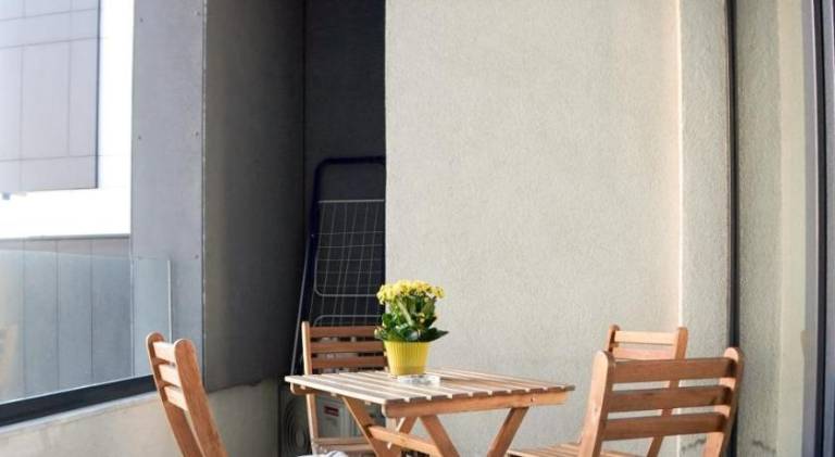 Fully equipped beautiful holiday apartment with patio | Near Templul Coral | Dogs allowed — photo 4