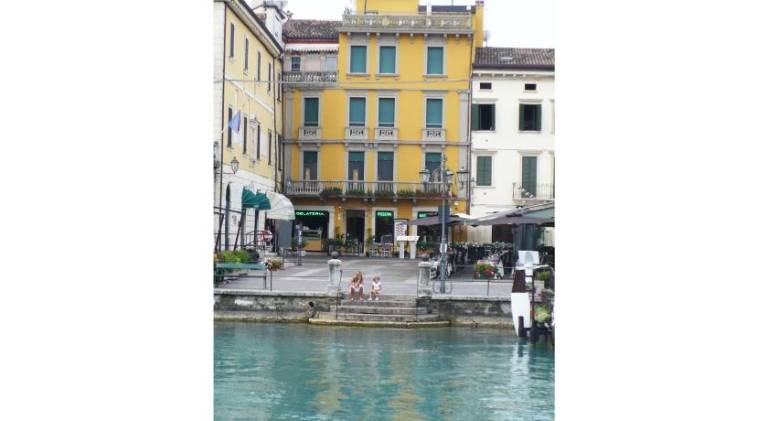 Holiday apartment with patio | Dogs allowed in Pozzolengo