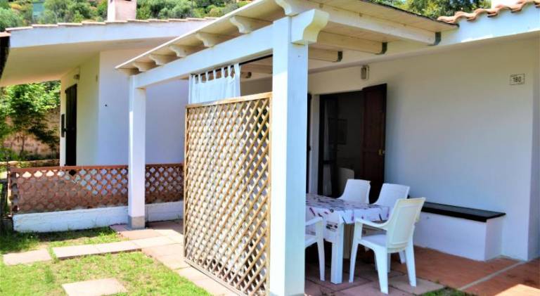 House with 2 rooms for 6 persons — photo 4
