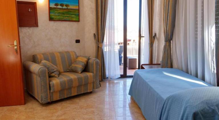 B E B Hotel Alexia — photo 2