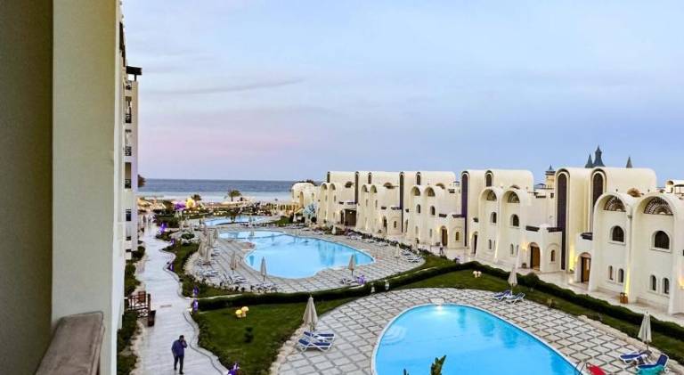Luxury Beachfront Studio- Foreign Nationals Only in Hurghada