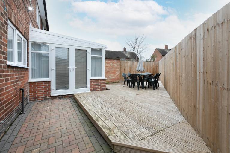 Nottingham Top Serviced Home (Chayil Experts) — photo 4