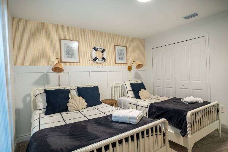 Fully equipped charming vacation home with private pool & grill | Pets allowed in Osceola, FL