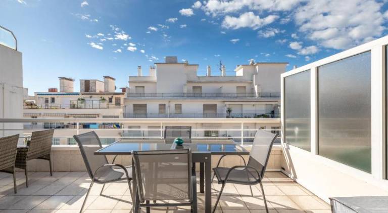 Holiday apartment with terrace — photo 4