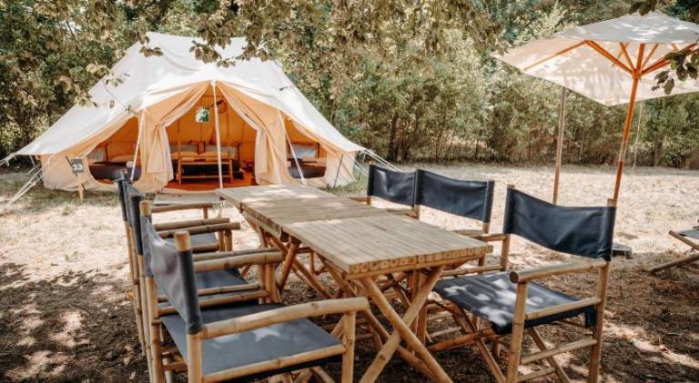 Tent with terrace & garden — photo 4