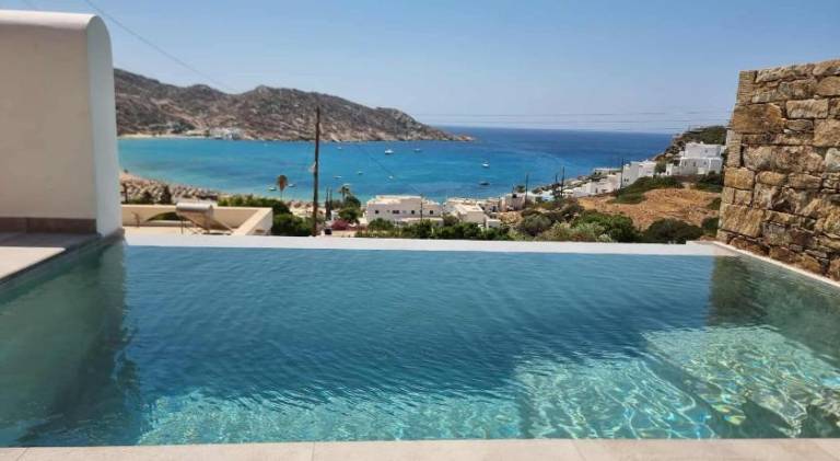 House with private pool & terrace — photo 3