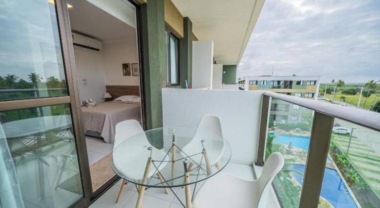 Rental apartment with pool & hot tub — photo 5
