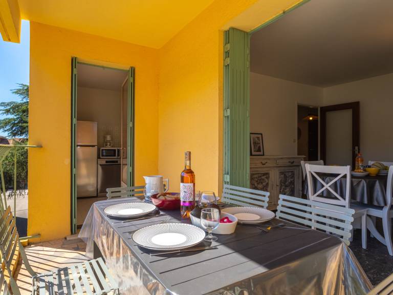 Fully equipped apartment with terrace | Close to the beach | Dogs allowed — photo 2