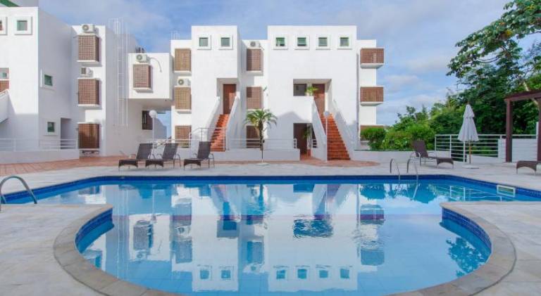 Wonderful holiday apartment with pool | Close to the beach | Pets are welcome in Florianópolis