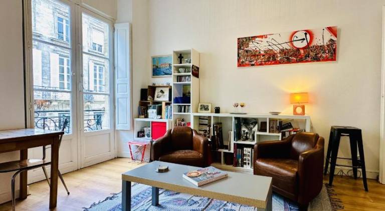 Apartment | Next to Bordeaux Cathedral — photo 3